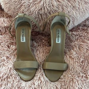Steve Madden Carrson Blush Leather heel